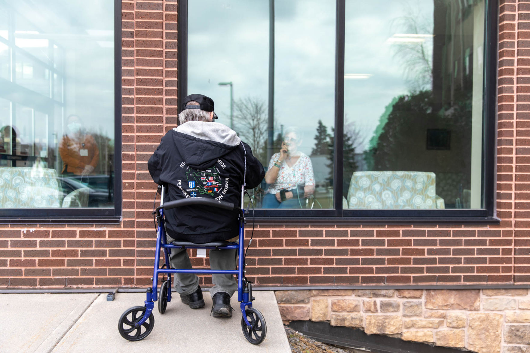 A love story, separated by glass